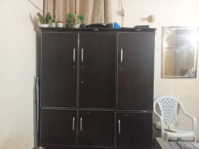 almari good condition