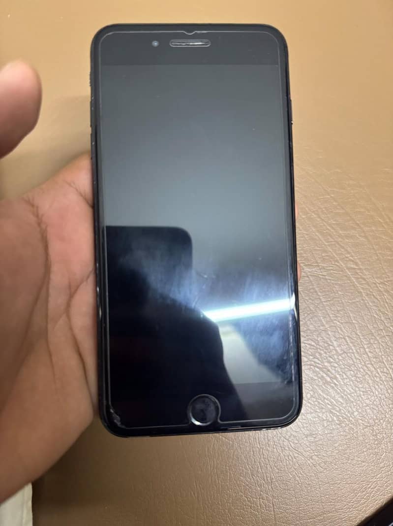 Apple iPhone 7 Plus 3