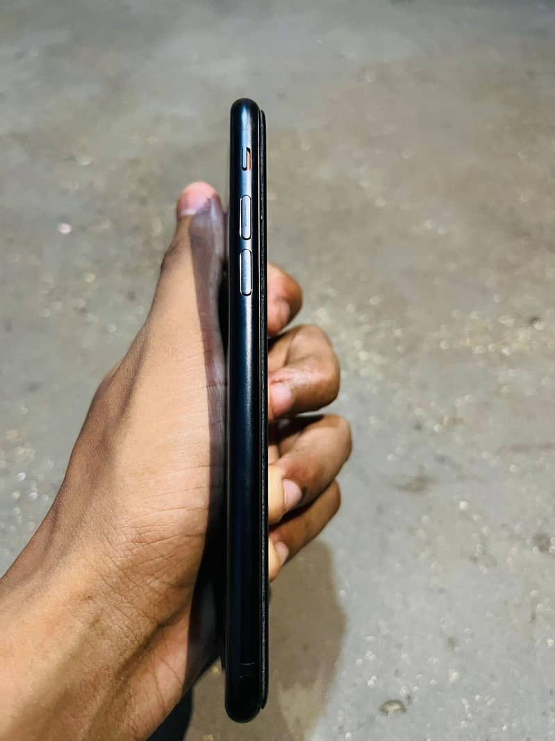 Apple iPhone SE 2