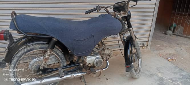 70C bike  hi speed black colour 