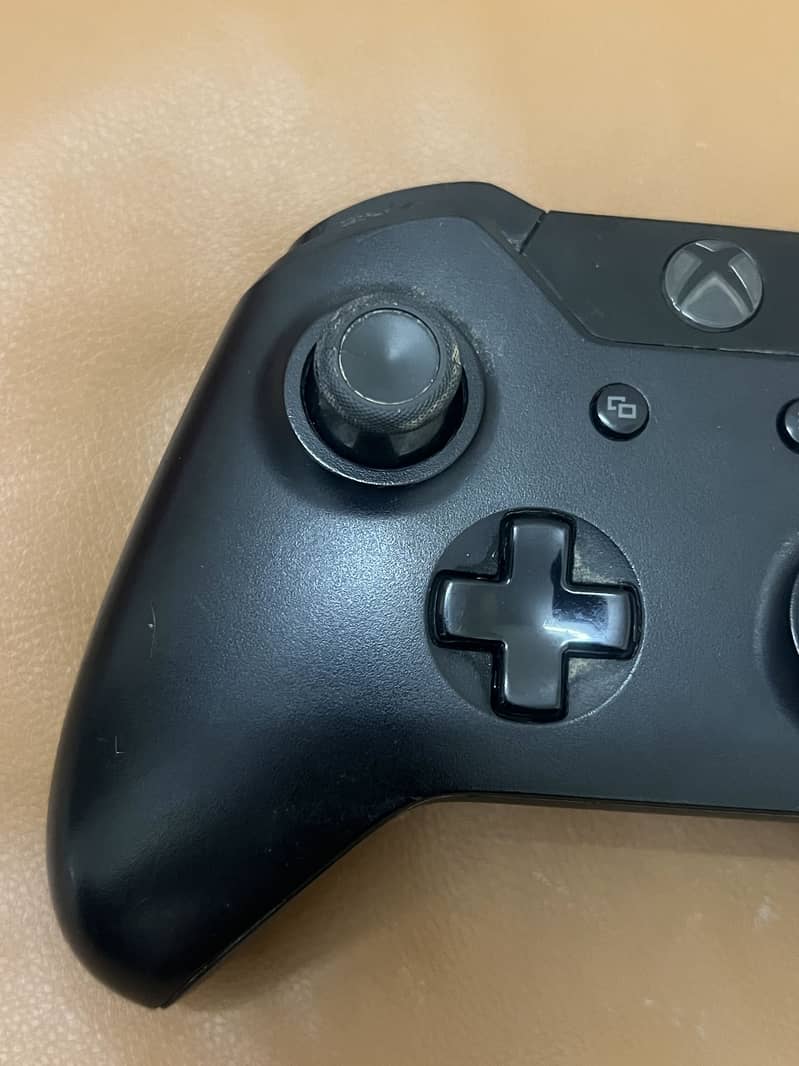 Xbox One Controller 6