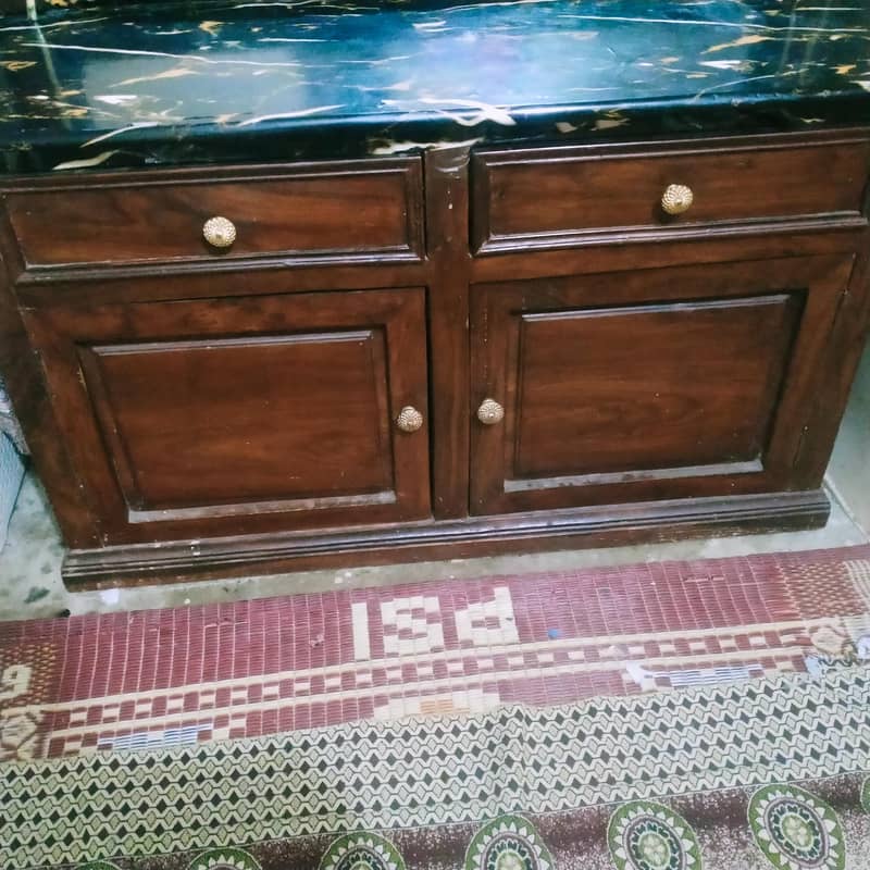 Dressing Table 3
