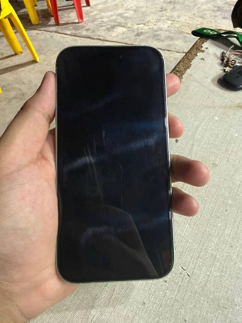iPhone 15 2