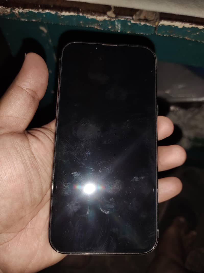 Iphone 13pro 5