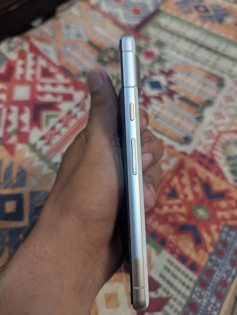 Google Pixel 7 2