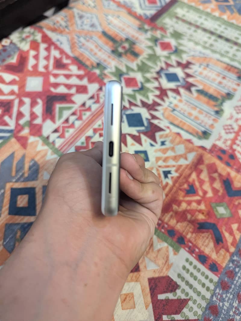 Google Pixel 7 3