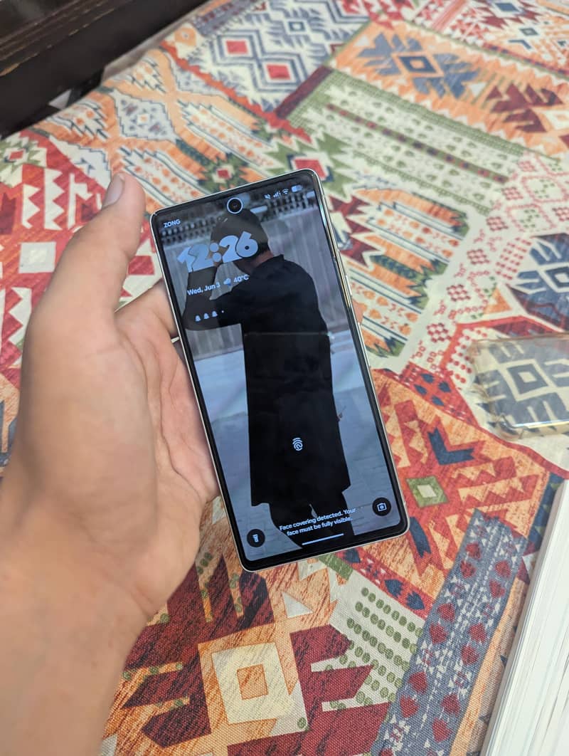 Google Pixel 7 4