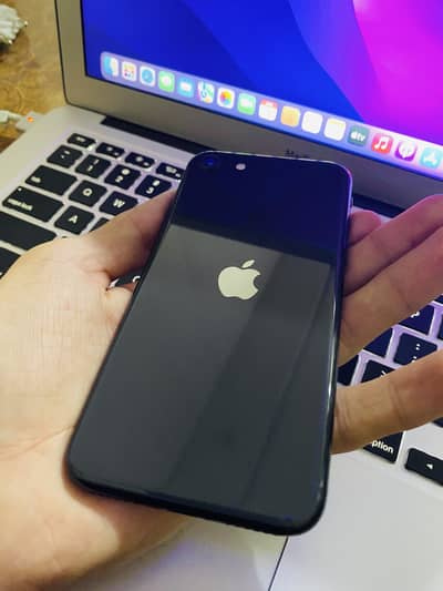 Apple iPhone SE 2 jv