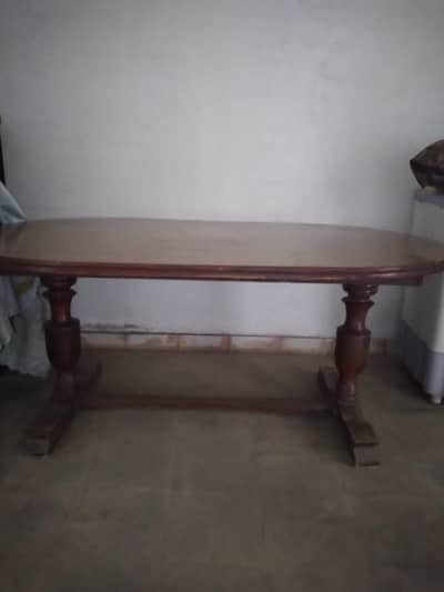Dining Table with 6 chairs