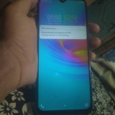 Infinix Hot 9 Play 3gb ram 32 GB rom