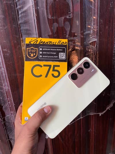 Realme c75 8/256 with box