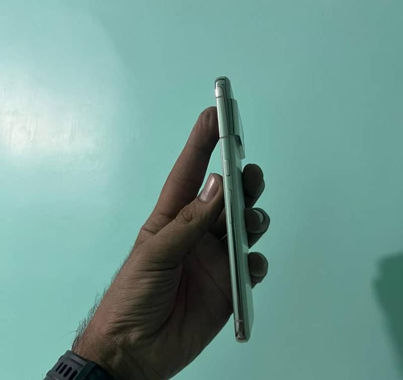 Google Pixel 8 Pro 4