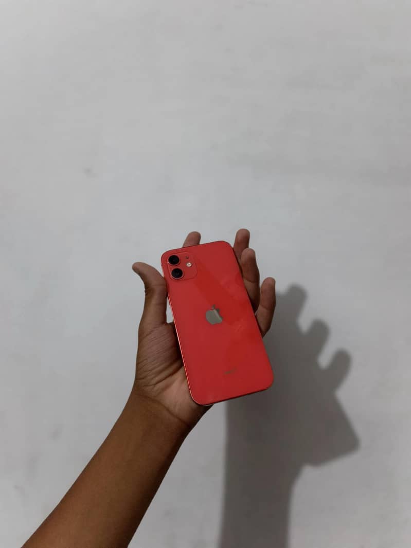 iPhone 12 0