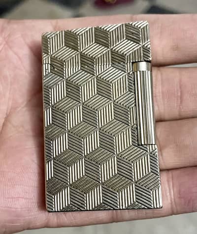 S. T. Dupont Paris Luxury Lighter