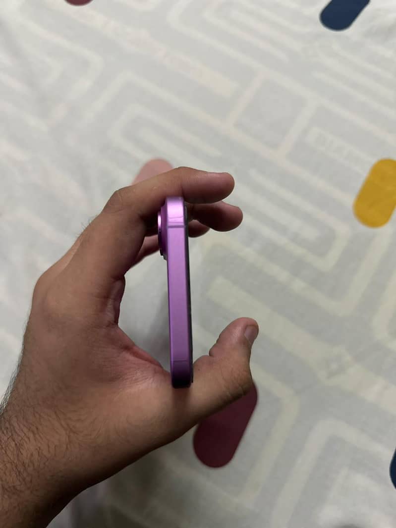 Apple iPhone 16 Plus 4