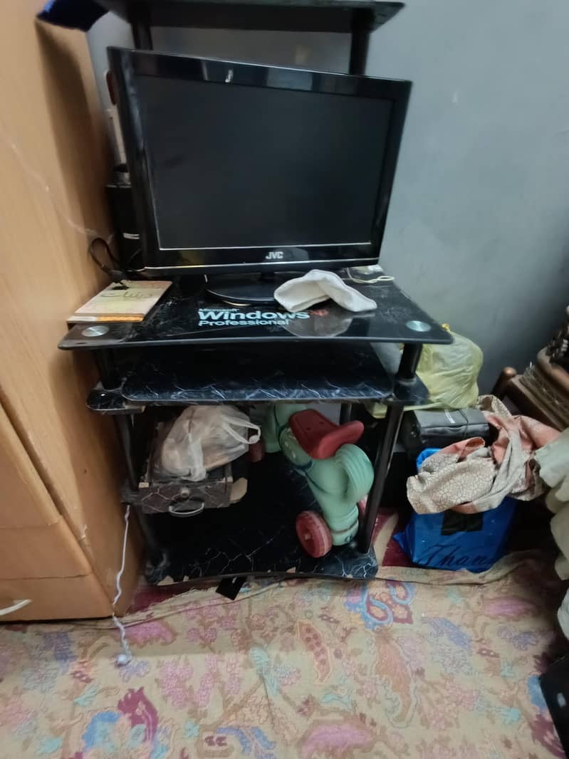 computer trolley 0