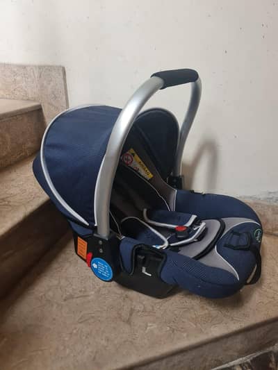 baby carry cart for infants is up for sale