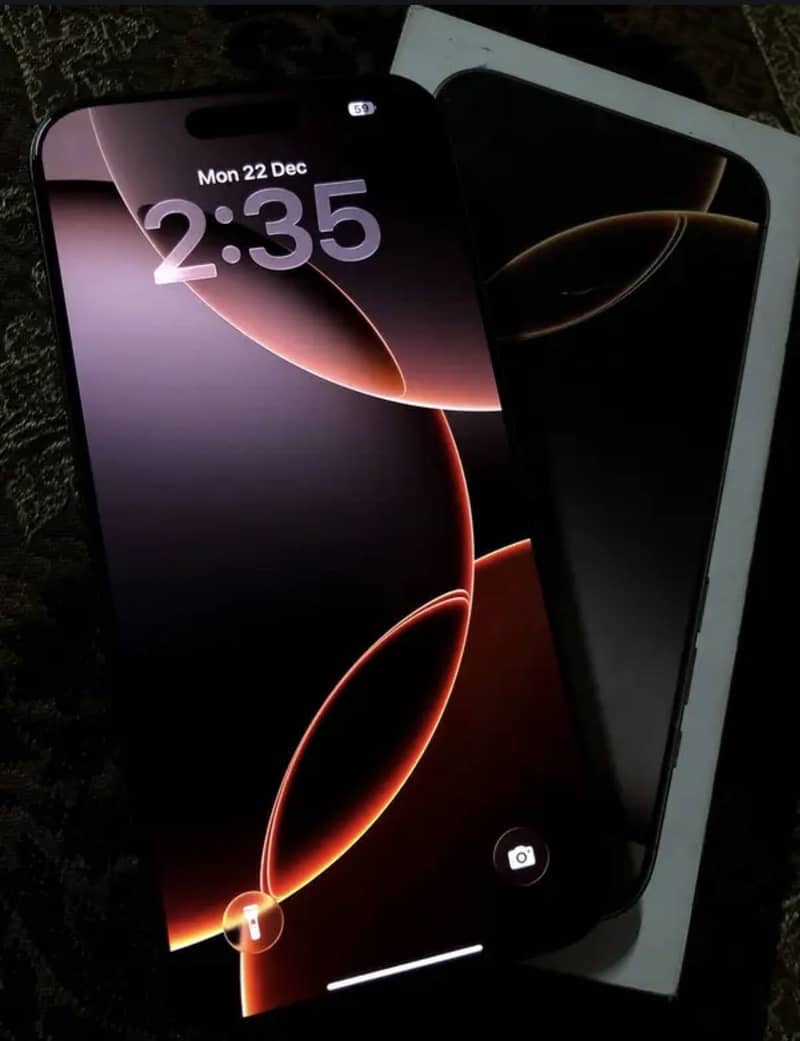 Apple iPhone 16 Pro Max 0