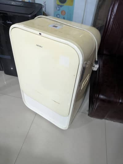 Akira 1 ton Portable ac for sale urgent sale