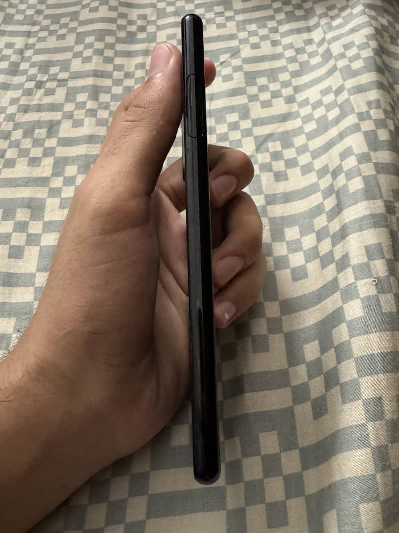 Sony Xperia 5 | PTA Approved | Brand New Kit 1