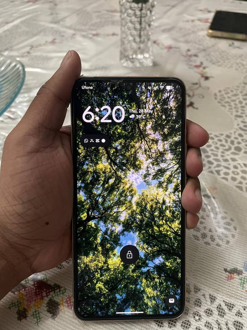 Google Pixel 8 1