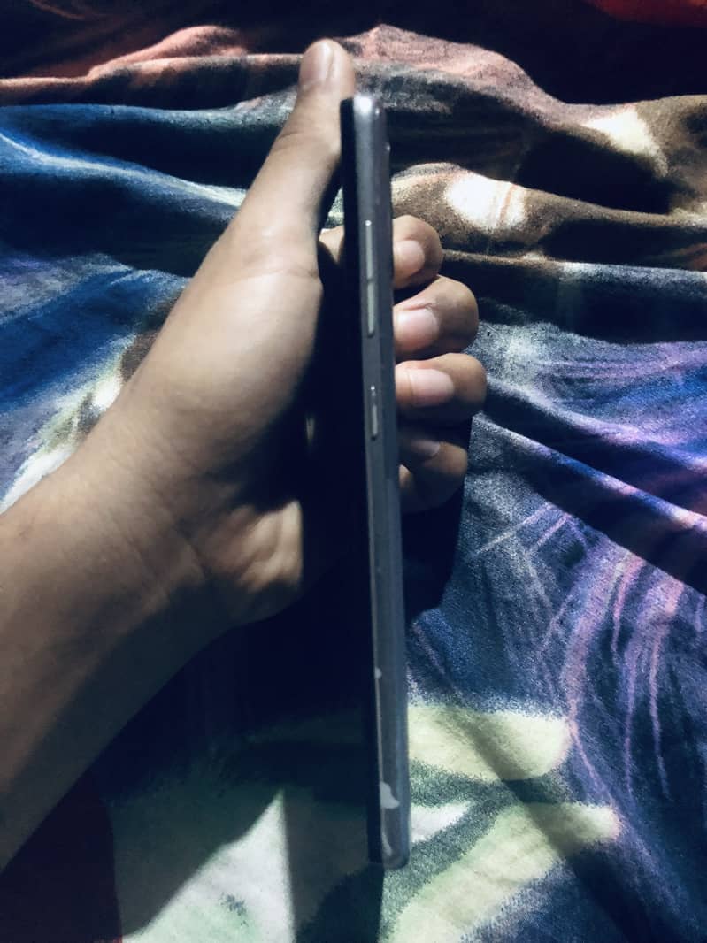 iPhone x 16