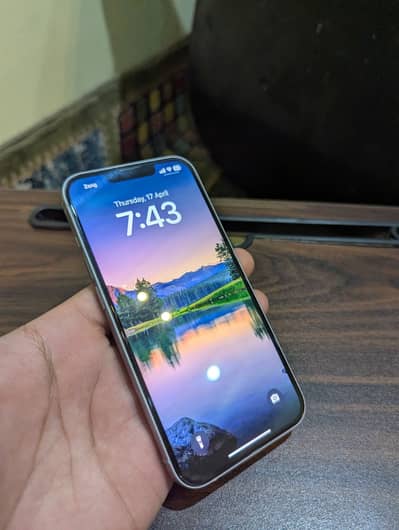 Apple iPhone 14