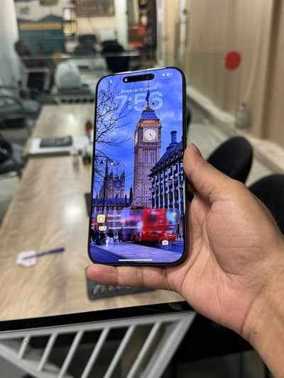 Apple iPhone 16 Pro Max