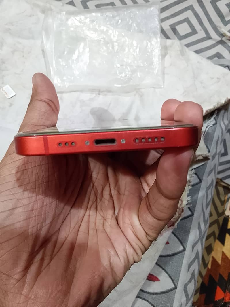 Apple iPhone 12 0