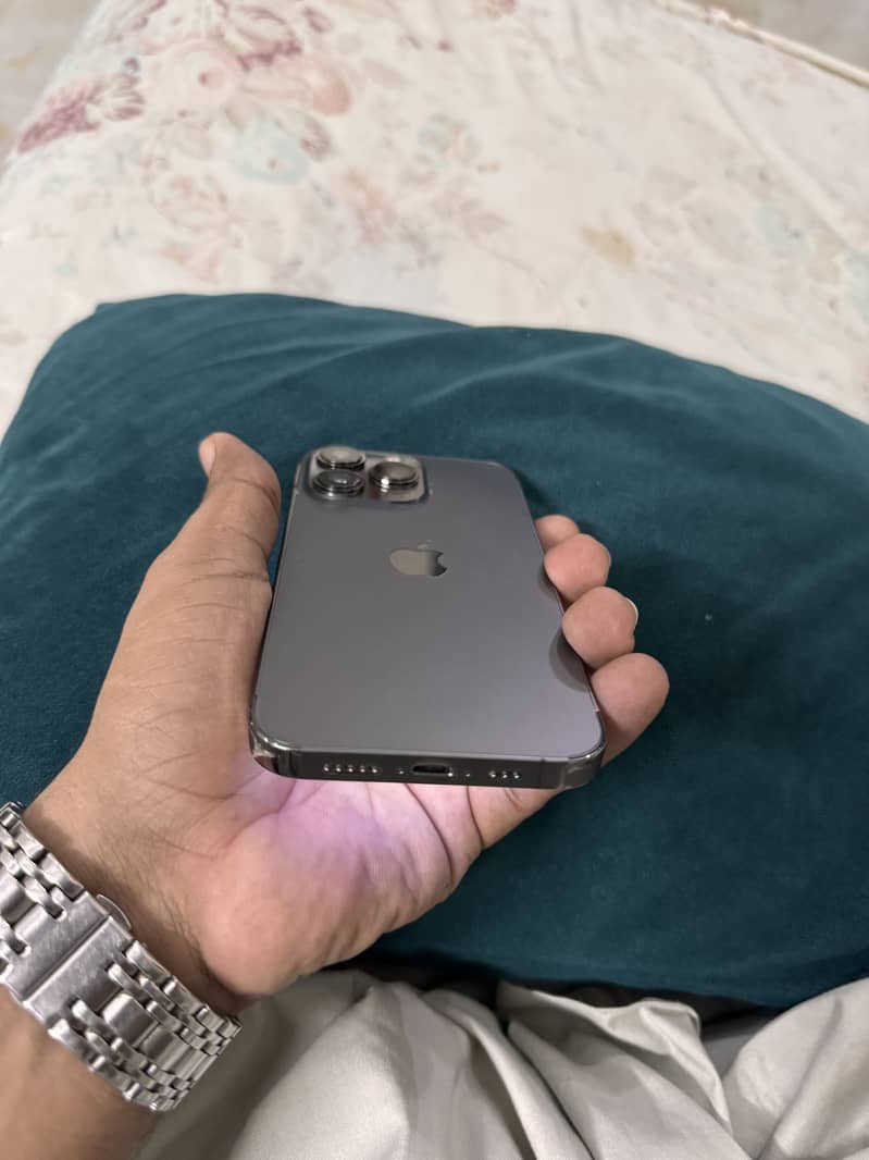 iPhone 13 Pro 0