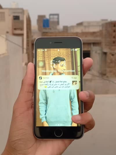 Apple iPhone 6