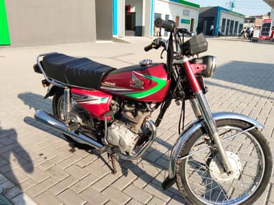 Honda 125cg lush condition Totally okay. /03044812926
