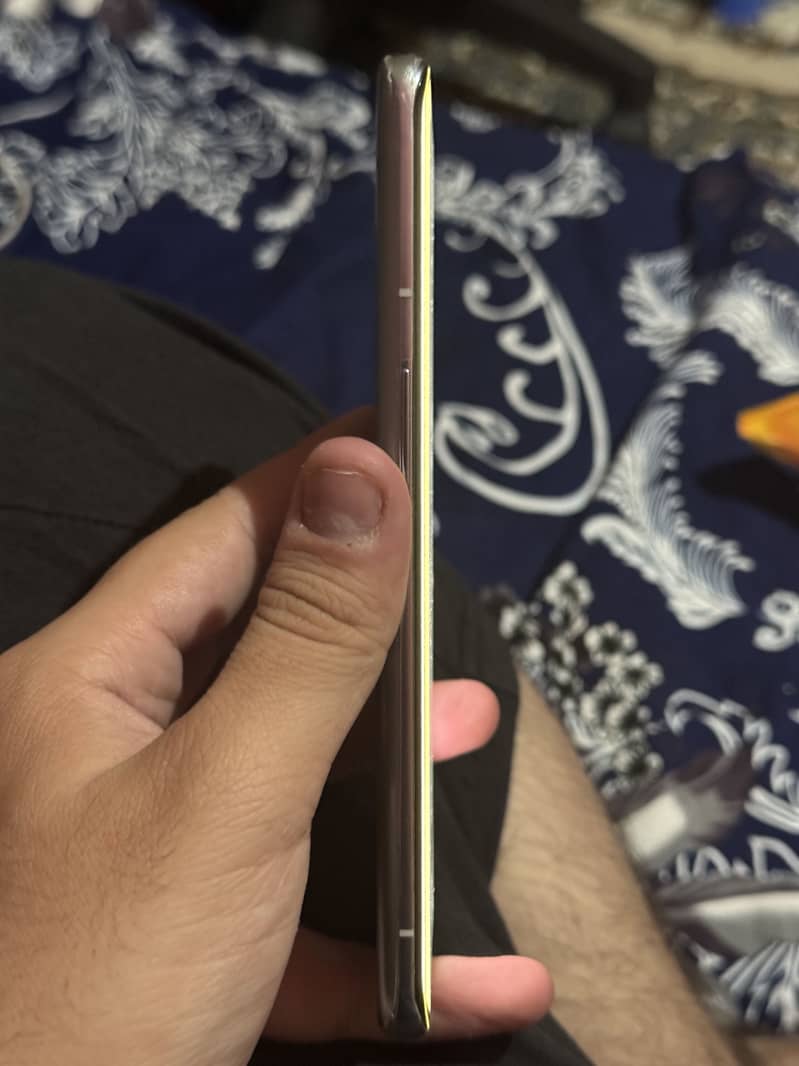One Plus 9 Pro 4