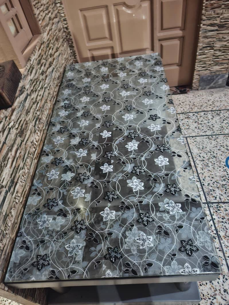 glass dining table 0