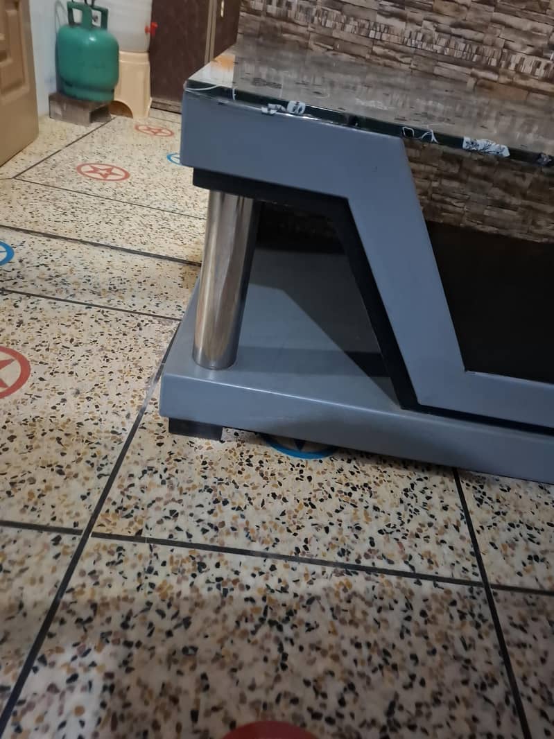 glass dining table 2