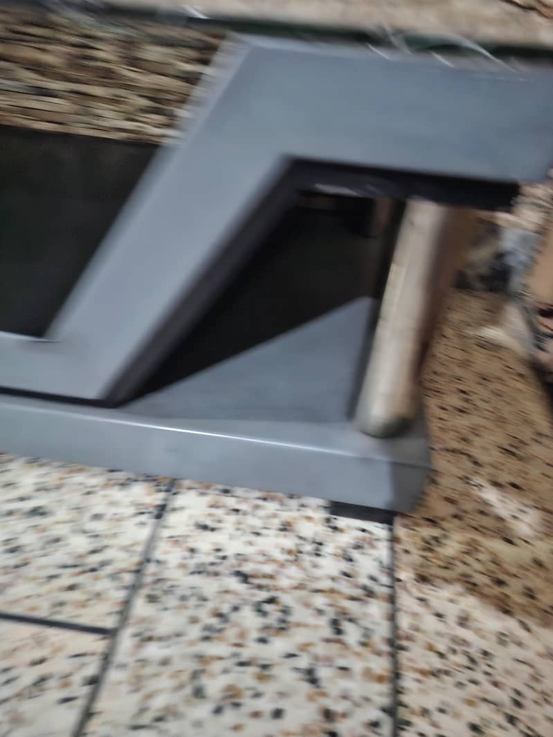 glass dining table 3
