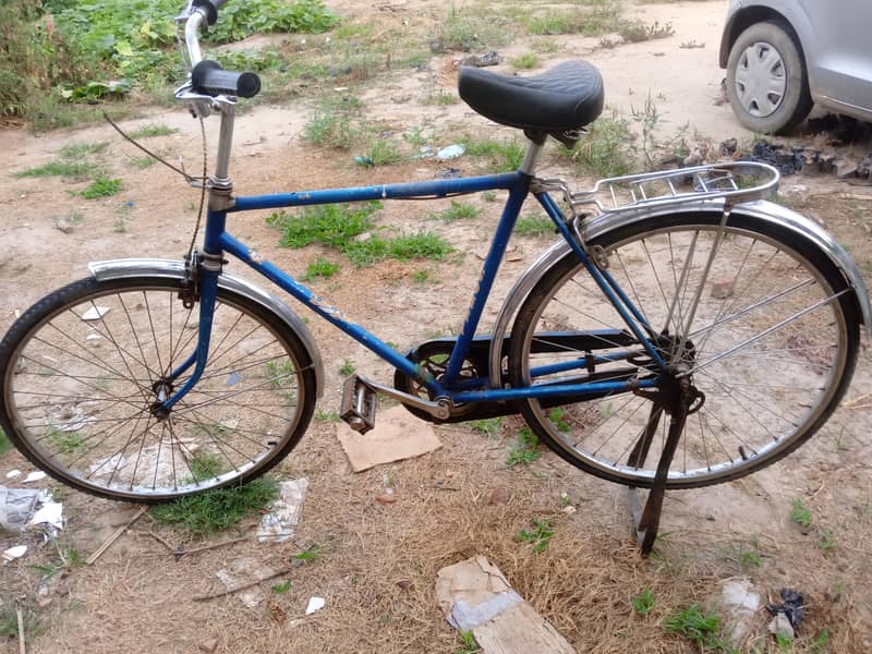 اچھی کنڈیشن میں ہے جس  کو چاہیے رابطہ کریں 0