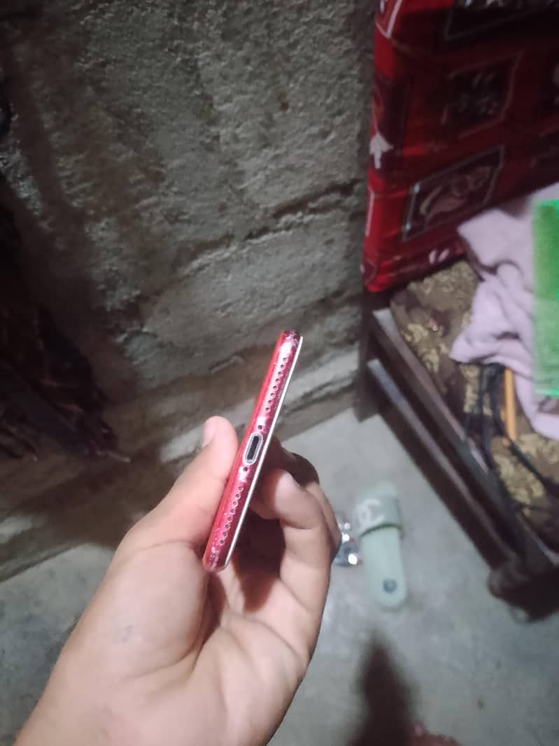 Apple iPhone 7 Plus 2