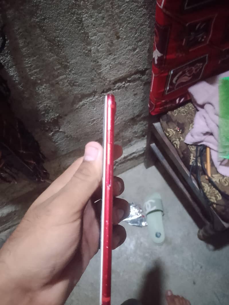 Apple iPhone 7 Plus 3