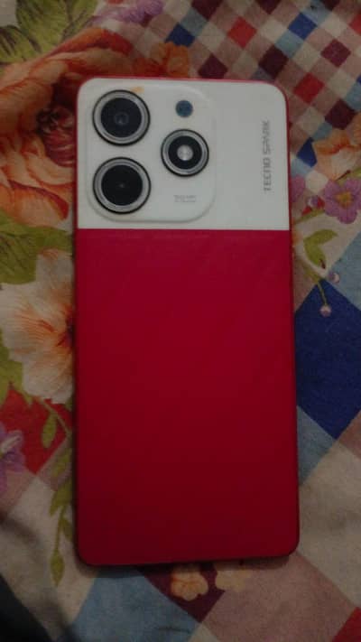Tecno Spark (6/128)