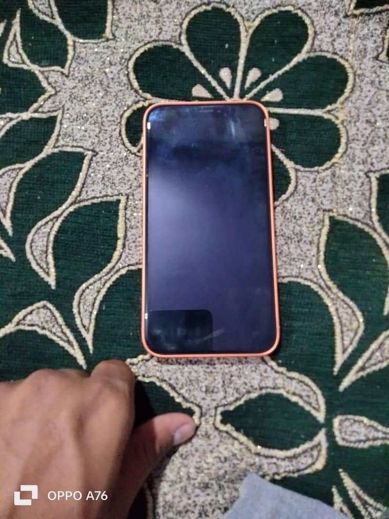Apple iPhone XR converted into 17 pro max 4