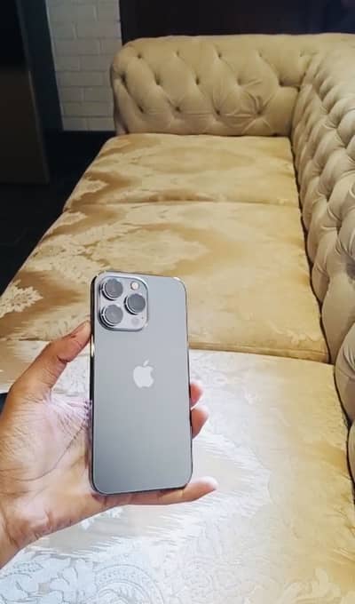 Apple iPhone 13 Pro