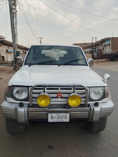 Mitsubishi Pajero 1993