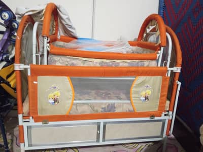 baby swing&crib