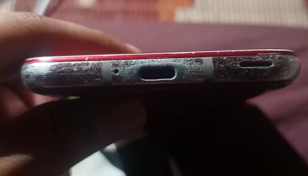 Sharp Aquos R2 0