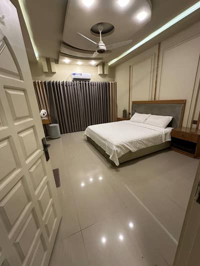 BRAND NEW OFFICE SILENT COMMERCIAL FOR RENT GULSHAN-E-IQBAL BLOCK 6 | MAIN 60 FT ROAD