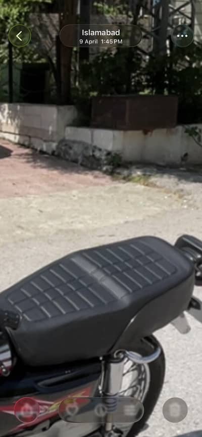 125 down model seat
