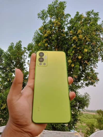 Infinix Hot 12