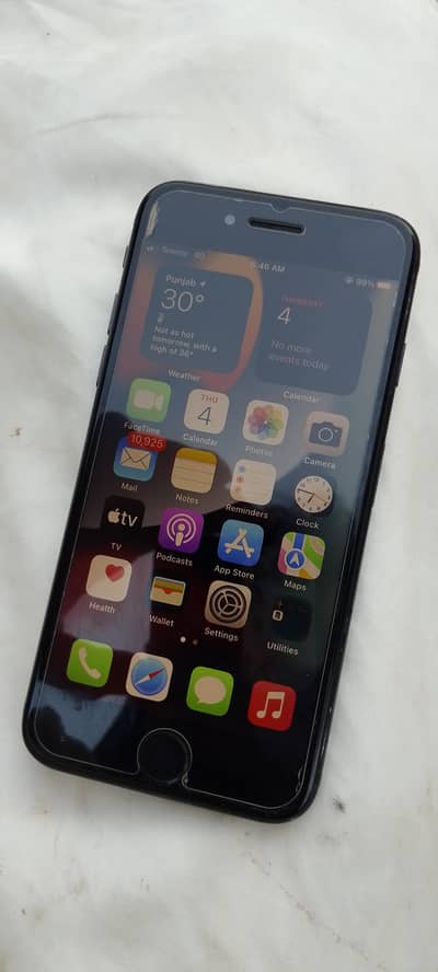 Apple iPhone 7