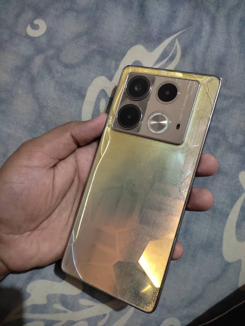 Infinix Note 40 1
